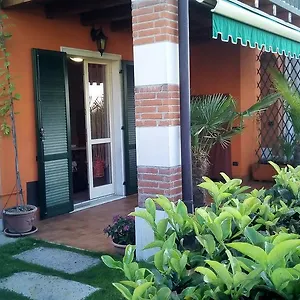 Appartement Casa Vacanze I Borghi, Salionze